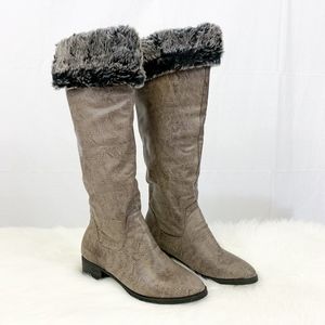 NWOT Grey Faux Fur Trim Tan Shaft Tall Knee High/Over Knee Boots Size 9